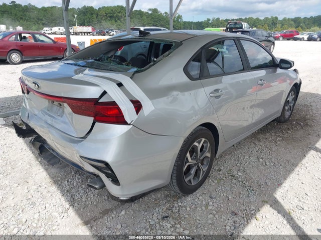 46055828 :رقم المزاد ، 3KPF24AD5KE081519 vin ، 2019 Kia Forte Lxs مزاد بيع