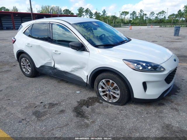 Продаж на аукціоні авто 2022 Ford Escape Se, vin: 1FMCU0G68NUB93523, номер лоту: 46055933