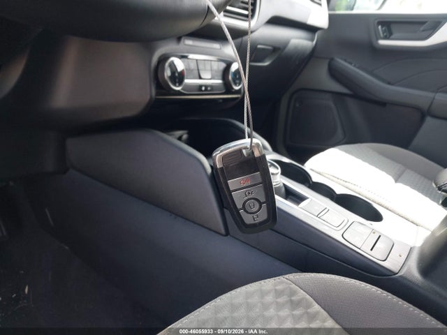 Продаж на аукціоні авто 2022 Ford Escape Se, vin: 1FMCU0G68NUB93523, номер лоту: 46055933