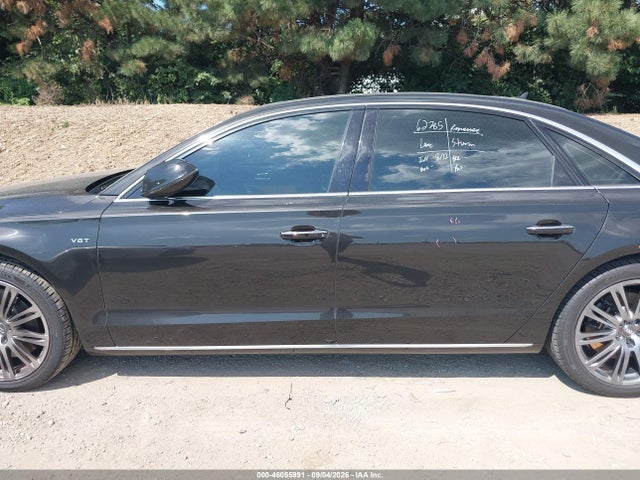 46055991 :رقم المزاد ، WAU32AFD2FN017740 vin ، 2015 Audi A8 L 4.0t مزاد بيع