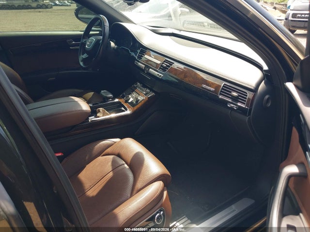 46055991 :رقم المزاد ، WAU32AFD2FN017740 vin ، 2015 Audi A8 L 4.0t مزاد بيع