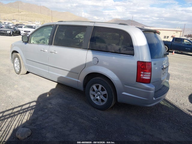 46056009 :رقم المزاد ، 2A4RR5D12AR319575 vin ، 2010 Chrysler Town & Country Touring مزاد بيع