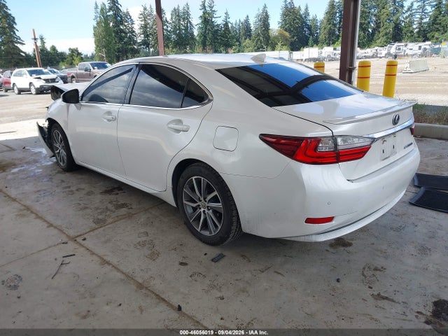JTHBW1GG3G2125636 Lexus ES 300H