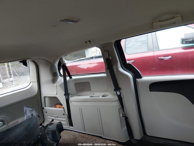 2014 Dodge Grand Caravan American Value Pkg მანქანა იყიდება აუქციონზე, vin: 2C4RDGBG1ER366402, აუქციონის ნომერი: 46056040