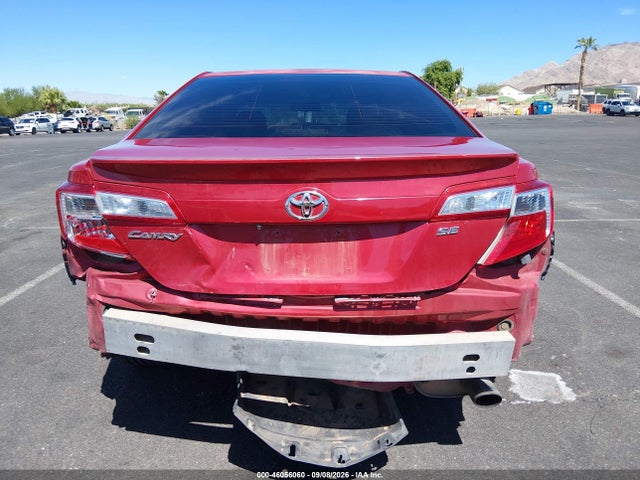 46056060 :رقم المزاد ، 4T1BF1FK3EU751241 vin ، 2014 Toyota Camry Se مزاد بيع