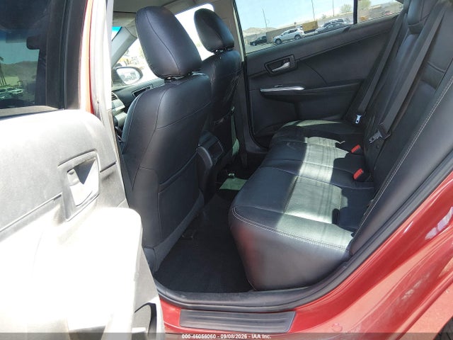 46056060 :رقم المزاد ، 4T1BF1FK3EU751241 vin ، 2014 Toyota Camry Se مزاد بيع