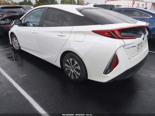 JTDKAMFP6N3215860 Toyota Prius Prime Xle