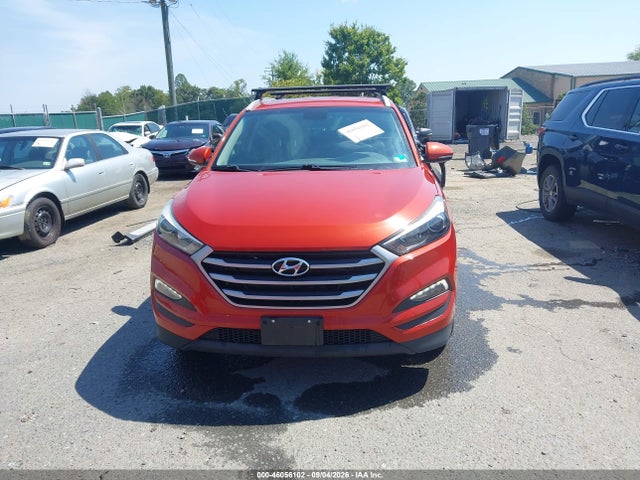 2017 Hyundai Tucson Se Plus მანქანა იყიდება აუქციონზე, vin: KM8J3CA41HU443451, აუქციონის ნომერი: 46056102