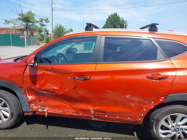 2017 Hyundai Tucson Se Plus მანქანა იყიდება აუქციონზე, vin: KM8J3CA41HU443451, აუქციონის ნომერი: 46056102