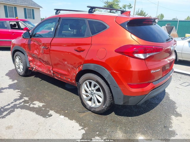 2017 Hyundai Tucson Se Plus მანქანა იყიდება აუქციონზე, vin: KM8J3CA41HU443451, აუქციონის ნომერი: 46056102