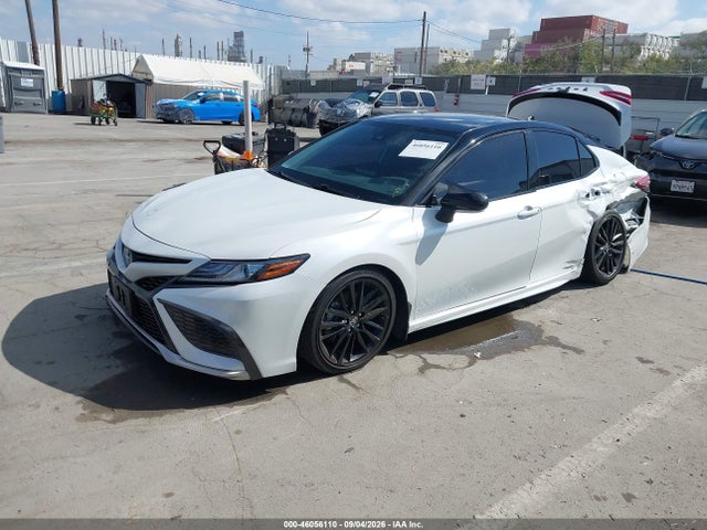 2022 Toyota Camry Xse Hybrid მანქანა იყიდება აუქციონზე, vin: 4T1K31AK2NU042753, აუქციონის ნომერი: 46056110