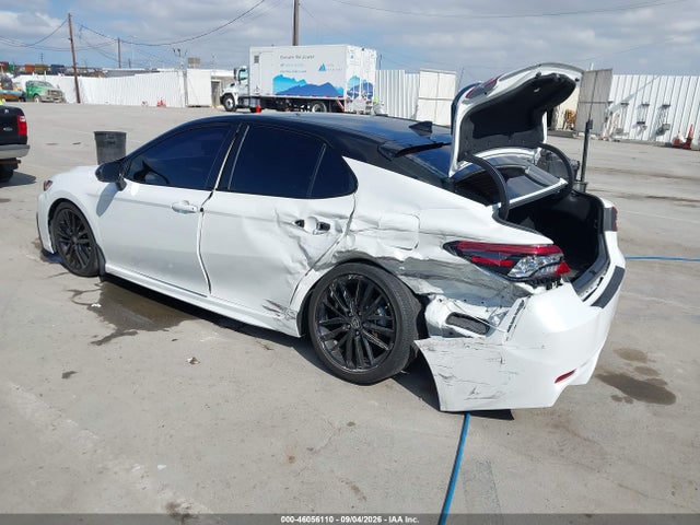 2022 Toyota Camry Xse Hybrid მანქანა იყიდება აუქციონზე, vin: 4T1K31AK2NU042753, აუქციონის ნომერი: 46056110