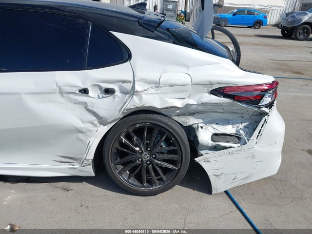 2022 Toyota Camry Xse Hybrid მანქანა იყიდება აუქციონზე, vin: 4T1K31AK2NU042753, აუქციონის ნომერი: 46056110