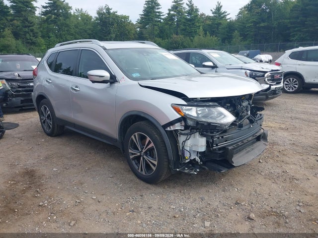 46056156 :رقم المزاد ، JN8AT2MV8LW120163 vin ، 2020 Nissan Rogue Sv Intelligent Awd مزاد بيع