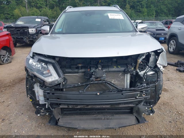 46056156 :رقم المزاد ، JN8AT2MV8LW120163 vin ، 2020 Nissan Rogue Sv Intelligent Awd مزاد بيع