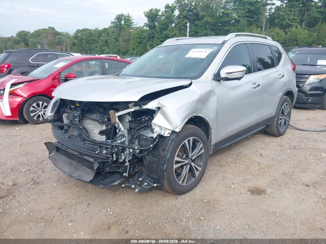 46056156 :رقم المزاد ، JN8AT2MV8LW120163 vin ، 2020 Nissan Rogue Sv Intelligent Awd مزاد بيع