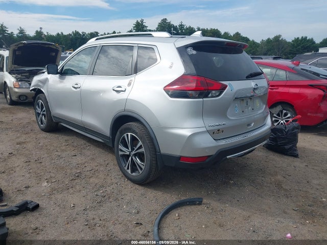 46056156 :رقم المزاد ، JN8AT2MV8LW120163 vin ، 2020 Nissan Rogue Sv Intelligent Awd مزاد بيع