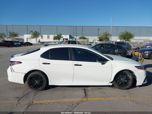 46056161 :رقم المزاد ، 4T1G11AK1NU054596 vin ، 2022 Toyota Camry Se Nightshade Edition مزاد بيع