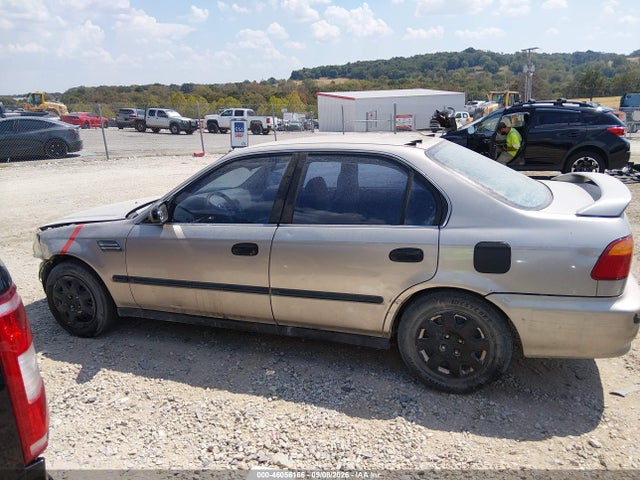 Продаж на аукціоні авто 2000 Honda Civic Lx, vin: 1HGEJ6676YL027452, номер лоту: 46056166