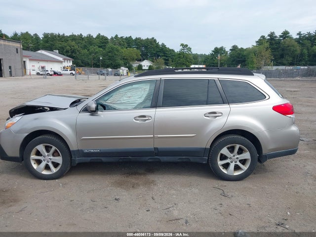 46056173 :رقم المزاد ، 4S4BRBDC0E3316157 vin ، 2014 Subaru Outback 2.5i Premium مزاد بيع