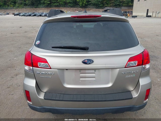 46056173 :رقم المزاد ، 4S4BRBDC0E3316157 vin ، 2014 Subaru Outback 2.5i Premium مزاد بيع