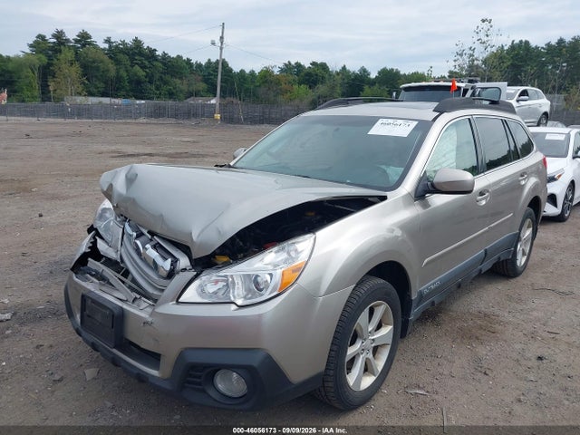 46056173 :رقم المزاد ، 4S4BRBDC0E3316157 vin ، 2014 Subaru Outback 2.5i Premium مزاد بيع