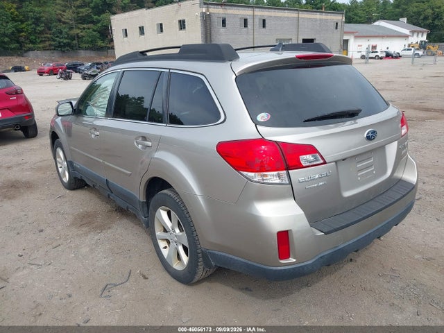 46056173 :رقم المزاد ، 4S4BRBDC0E3316157 vin ، 2014 Subaru Outback 2.5i Premium مزاد بيع