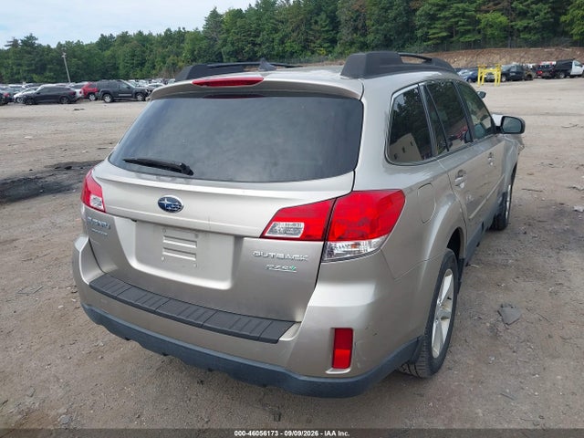 46056173 :رقم المزاد ، 4S4BRBDC0E3316157 vin ، 2014 Subaru Outback 2.5i Premium مزاد بيع