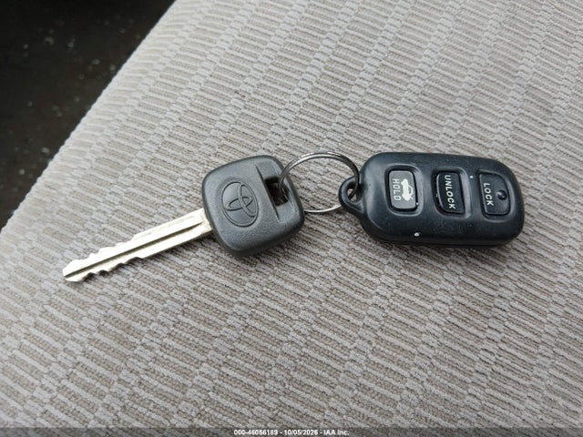 46056189 :رقم المزاد ، 4T1BE30K95U984757 vin ، 2005 Toyota Camry Le/xle/se مزاد بيع