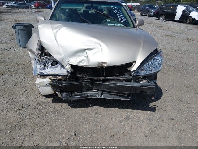 46056189 :رقم المزاد ، 4T1BE30K95U984757 vin ، 2005 Toyota Camry Le/xle/se مزاد بيع