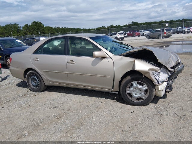 46056189 :رقم المزاد ، 4T1BE30K95U984757 vin ، 2005 Toyota Camry Le/xle/se مزاد بيع