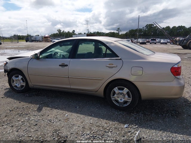 46056189 :رقم المزاد ، 4T1BE30K95U984757 vin ، 2005 Toyota Camry Le/xle/se مزاد بيع
