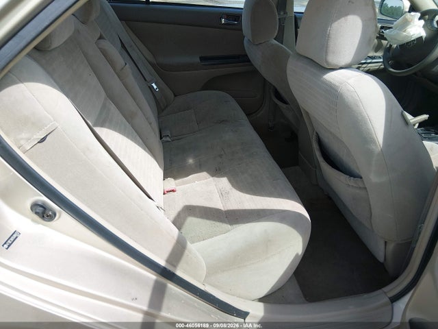 46056189 :رقم المزاد ، 4T1BE30K95U984757 vin ، 2005 Toyota Camry Le/xle/se مزاد بيع