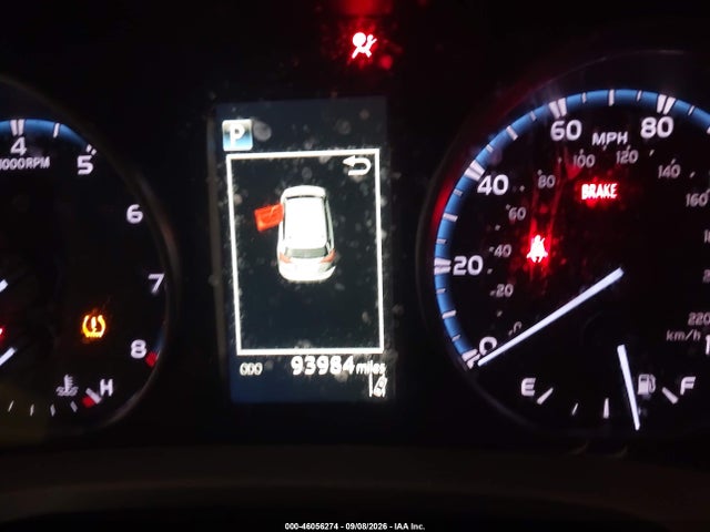 46056274 :رقم المزاد ، 2T3BFREV5JW755688 vin ، 2018 Toyota Rav4 Le مزاد بيع