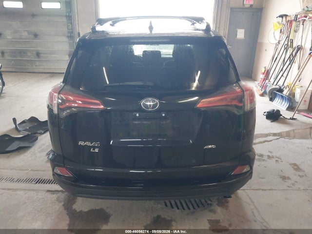 46056274 :رقم المزاد ، 2T3BFREV5JW755688 vin ، 2018 Toyota Rav4 Le مزاد بيع