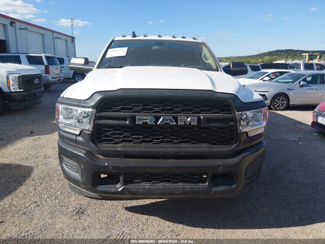 46056292 :رقم المزاد ، 3C63RRGJ6LG236097 vin ، 2020 Ram 3500 Tradesman  4x4 8' Box مزاد بيع