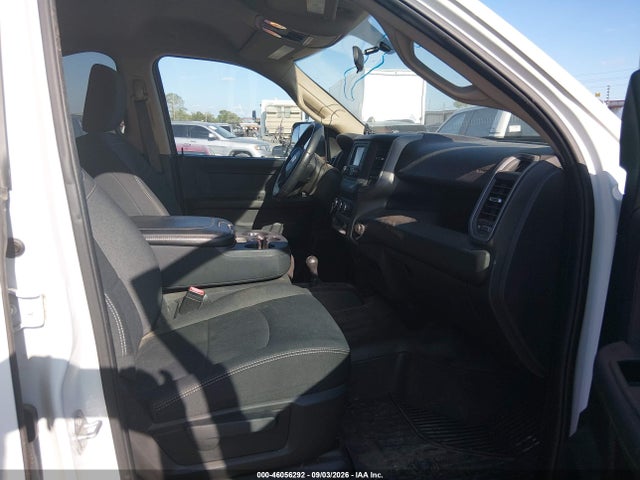 46056292 :رقم المزاد ، 3C63RRGJ6LG236097 vin ، 2020 Ram 3500 Tradesman  4x4 8' Box مزاد بيع