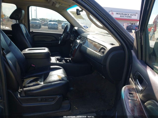 46056300 :رقم المزاد ، 1GKFK63858J135283 vin ، 2008 Gmc Yukon Denali مزاد بيع