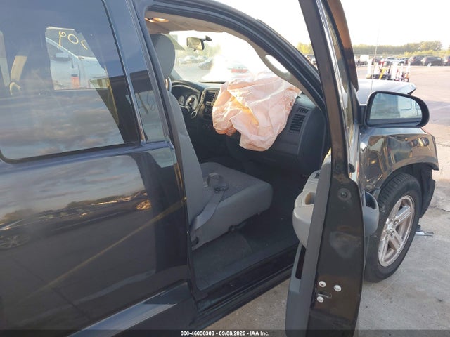 46056309 :رقم المزاد ، 1D7HW22K07S263654 vin ، 2007 Dodge Dakota St مزاد بيع