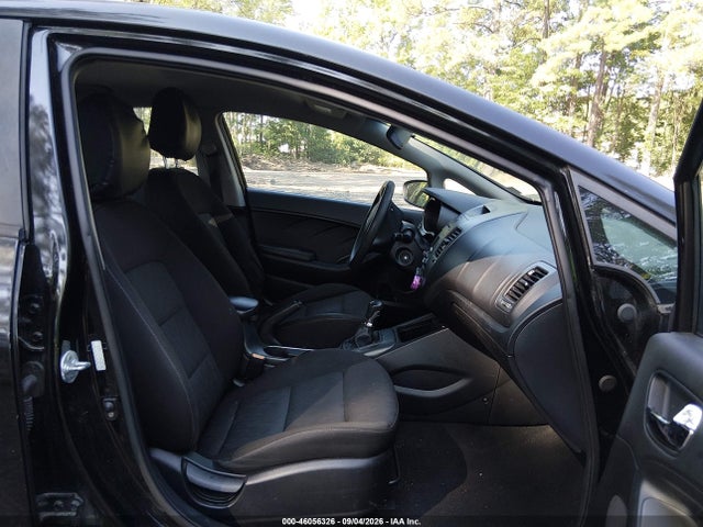 Продажа на аукционе авто 2016 Kia Forte Lx, vin: KNAFK4A67G5462256, номер лота: 46056326