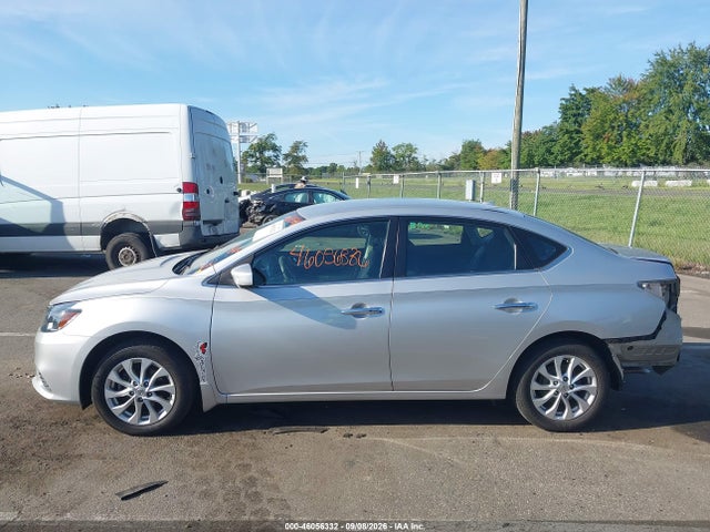 2018 Nissan Sentra Sv მანქანა იყიდება აუქციონზე, vin: 3N1AB7AP7JY328092, აუქციონის ნომერი: 46056332