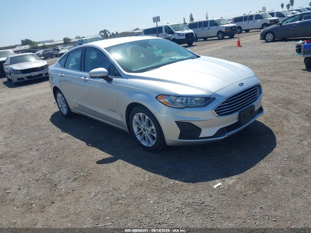 2019 3FA6P0LU3KR274175 главное изображение