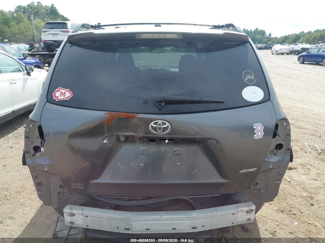 Продажа на аукционе авто 2013 Toyota Highlander Se V6, vin: 5TDBK3EHXDS253087, номер лота: 46056355
