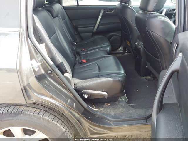 Продажа на аукционе авто 2013 Toyota Highlander Se V6, vin: 5TDBK3EHXDS253087, номер лота: 46056355