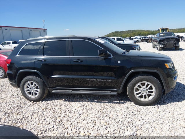 2019 Jeep Grand Cherokee Laredo E 4x4 მანქანა იყიდება აუქციონზე, vin: 1C4RJFAG7KC807510, აუქციონის ნომერი: 46056439