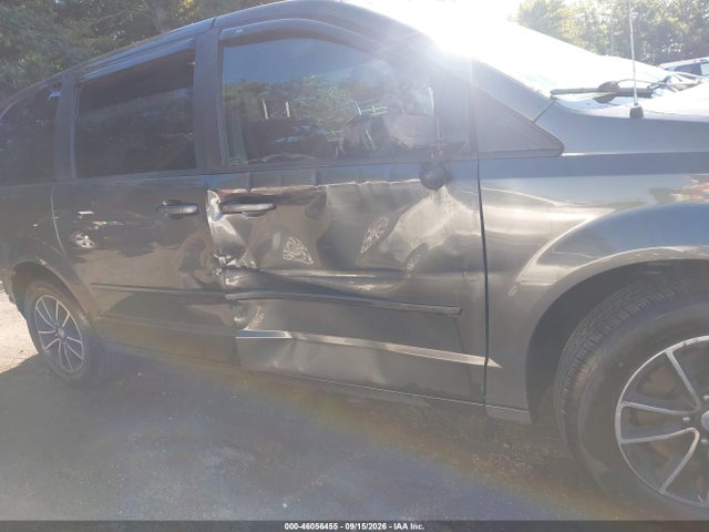 Продажа на аукционе авто 2015 Dodge Grand Caravan Sxt, vin: 2C4RDGCG3FR558193, номер лота: 46056455