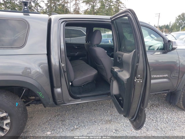 2018 Toyota Tacoma Trd Off Road მანქანა იყიდება აუქციონზე, vin: 3TMCZ5AN6JM125142, აუქციონის ნომერი: 46056519