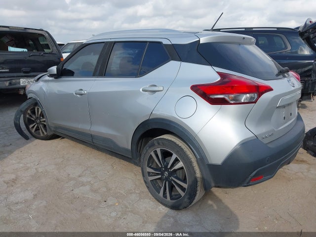 2018 Nissan Kicks Sv მანქანა იყიდება აუქციონზე, vin: 3N1CP5CU0JL518363, აუქციონის ნომერი: 46056580