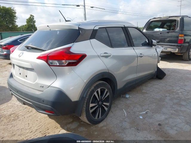 2018 Nissan Kicks Sv მანქანა იყიდება აუქციონზე, vin: 3N1CP5CU0JL518363, აუქციონის ნომერი: 46056580