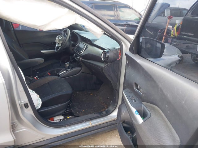 2018 Nissan Kicks Sv მანქანა იყიდება აუქციონზე, vin: 3N1CP5CU0JL518363, აუქციონის ნომერი: 46056580